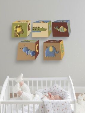 Lambs‎ & Ivy Papagayo Wooden Nursery Wall Art – Animal Alphabet Blocks 3D Pastel